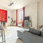 F2 Court Metrage Centre Ville Clermont-Fd